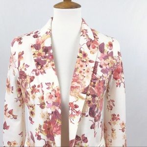 LC Lauren Conrad Size 4 Floral Knit Blazer Career